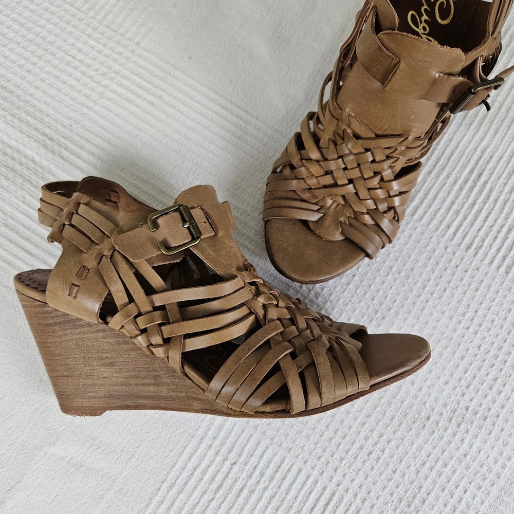 NWOT Naughty Monkey Dually Noted Huarache Woven Wedge Sandals Sz 8.5 Tan Leather